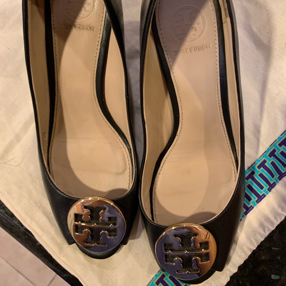 Tory Burch jade 85mm peep toe wedge